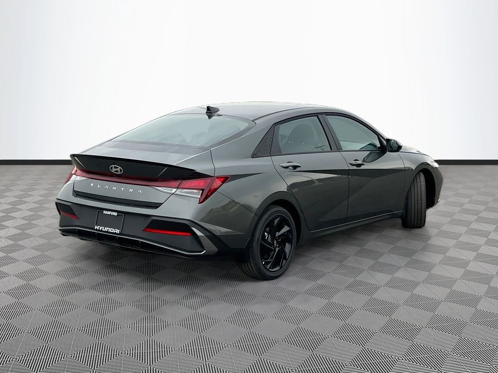 2026 Hyundai ELANTRA SEL Sport Plus