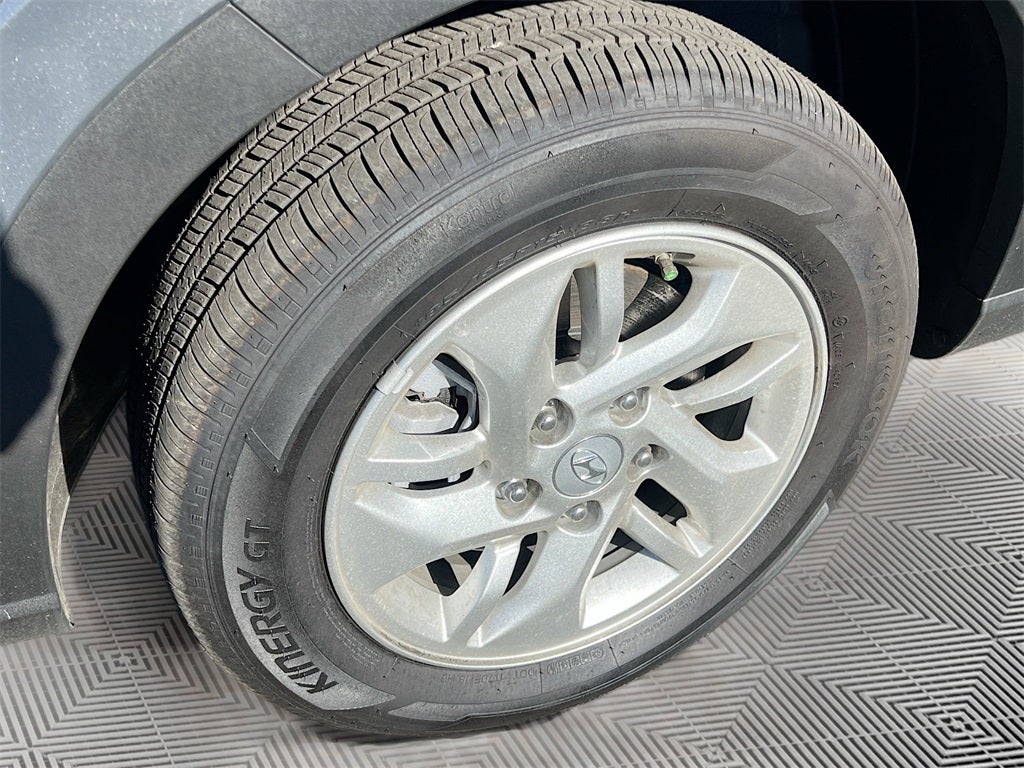 2025 Hyundai VENUE SE