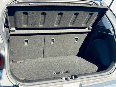 2025 Hyundai VENUE SE