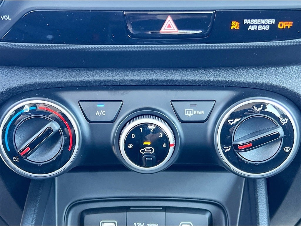 2025 Hyundai VENUE SE