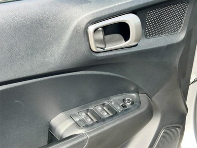 2025 Hyundai VENUE SE