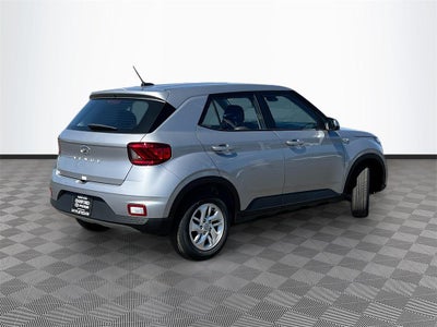2025 Hyundai VENUE SE