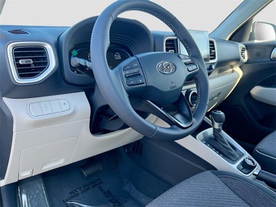 2026 Hyundai VENUE SEL W/Two-Tone Roof