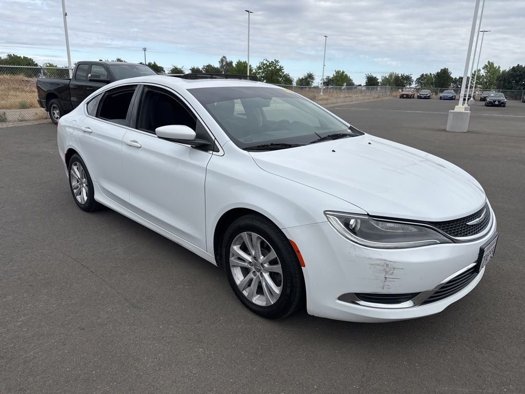 2016 Chrysler 200 Limited