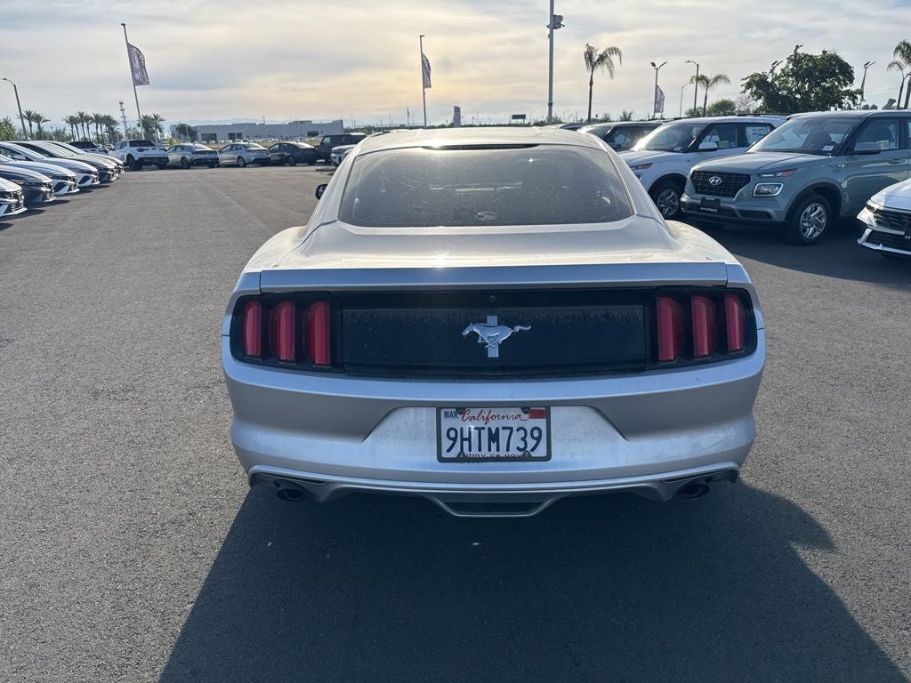 2015 Ford Mustang V6