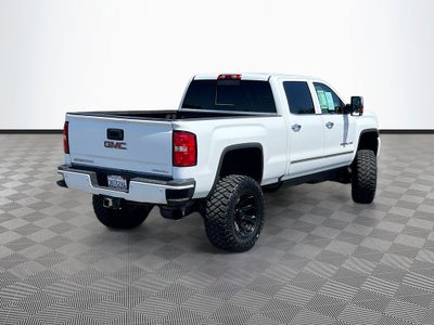 2016 GMC Sierra 2500HD Denali