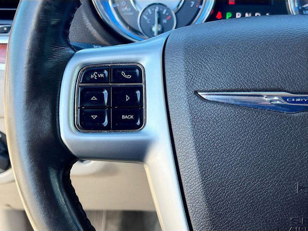2011 Chrysler 300 Limited