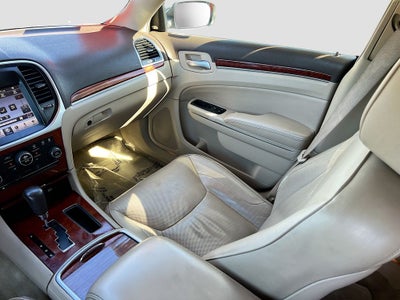 2011 Chrysler 300 Limited