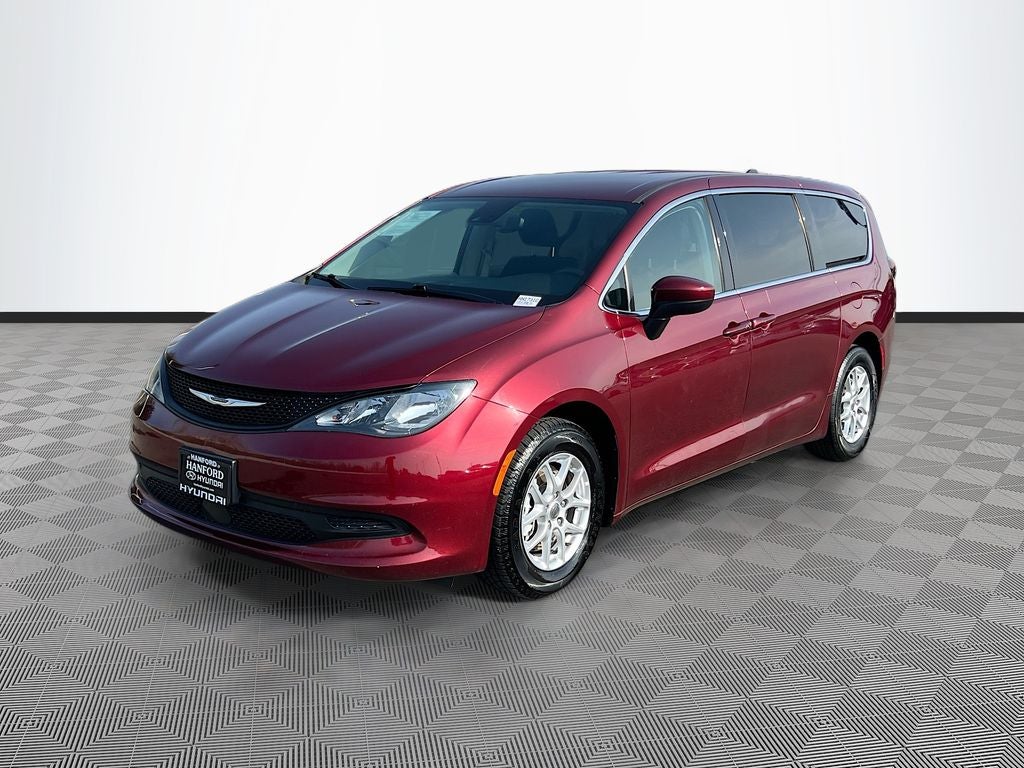 2023 Chrysler Voyager LX