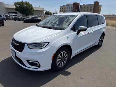 2023 Chrysler Pacifica Hybrid Limited
