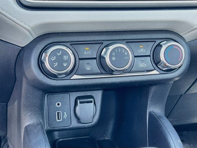 2021 Nissan Versa 1.6 SV