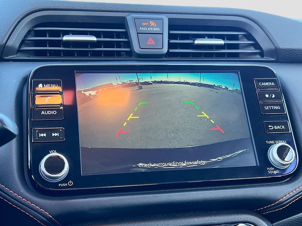 2024 Nissan Versa 1.6 SR