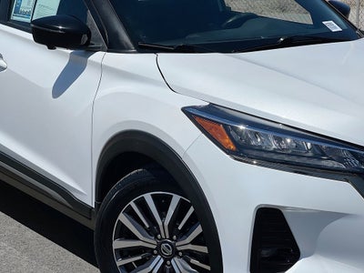 2021 Nissan Kicks SR