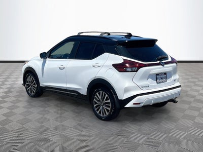 2021 Nissan Kicks SR