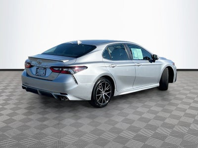 2024 Toyota Camry SE