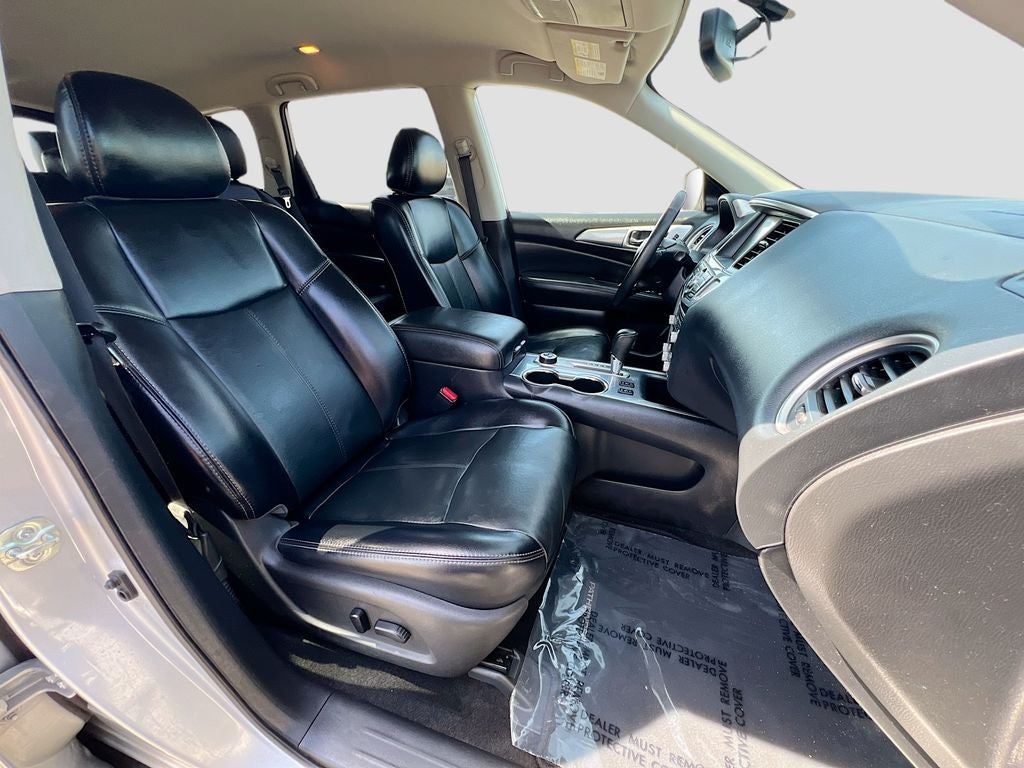 2020 Nissan Pathfinder SL