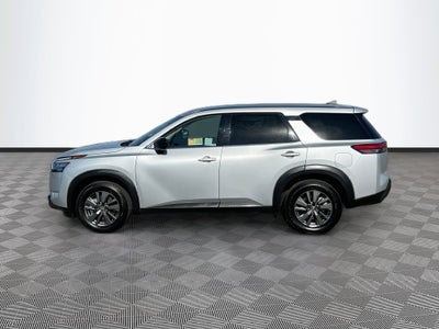 2023 Nissan Pathfinder S