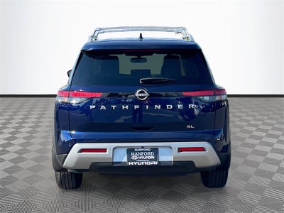 2022 Nissan Pathfinder SL