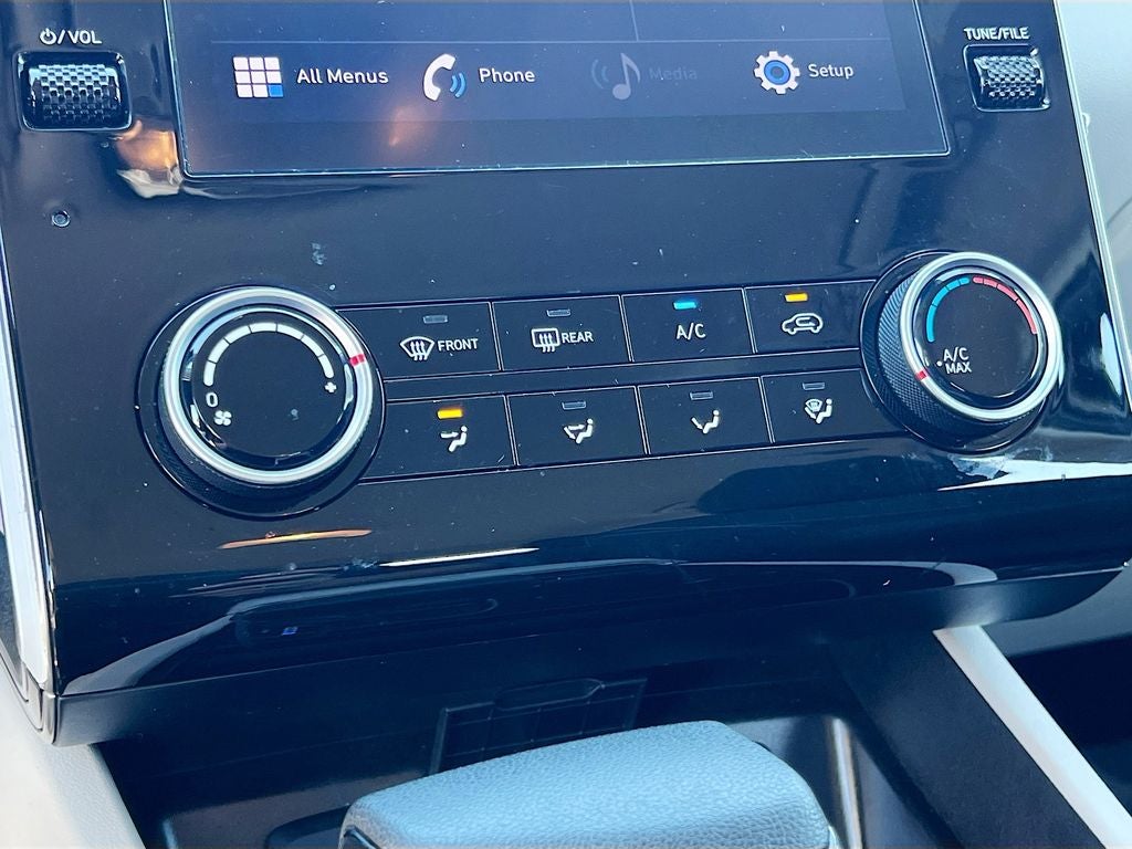 2022 Hyundai TUCSON SE