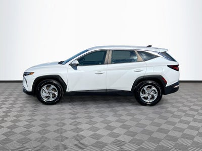 2022 Hyundai TUCSON SE