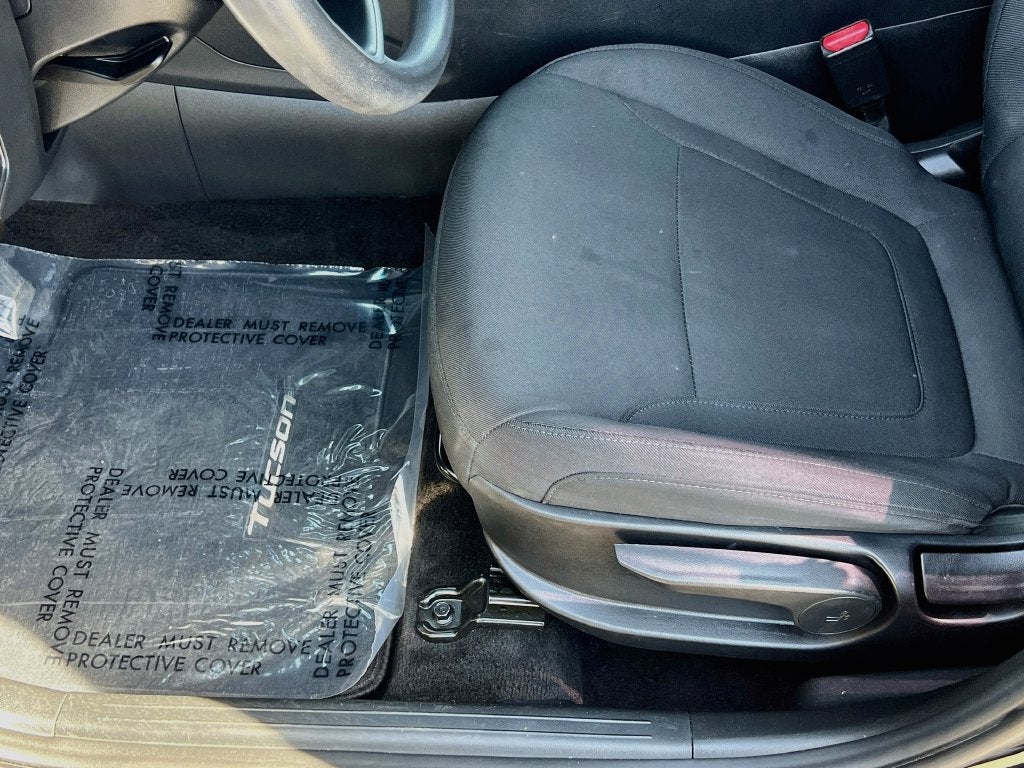 2024 Hyundai TUCSON SE