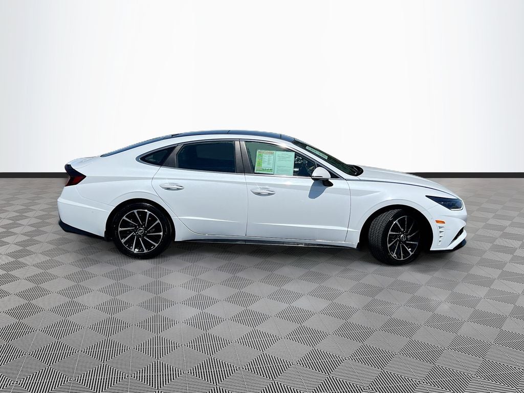 2021 Hyundai SONATA Limited