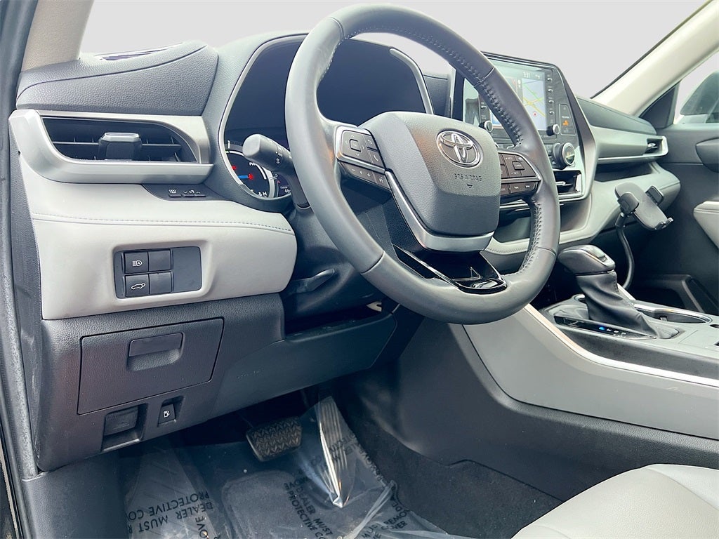 2021 Toyota Highlander Hybrid XLE