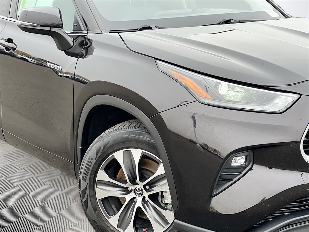 2021 Toyota Highlander Hybrid XLE