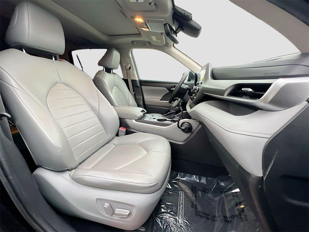 2021 Toyota Highlander Hybrid XLE