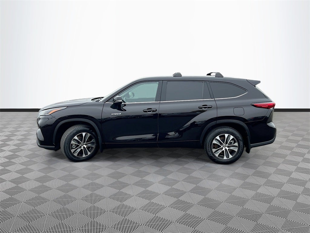 2021 Toyota Highlander Hybrid XLE