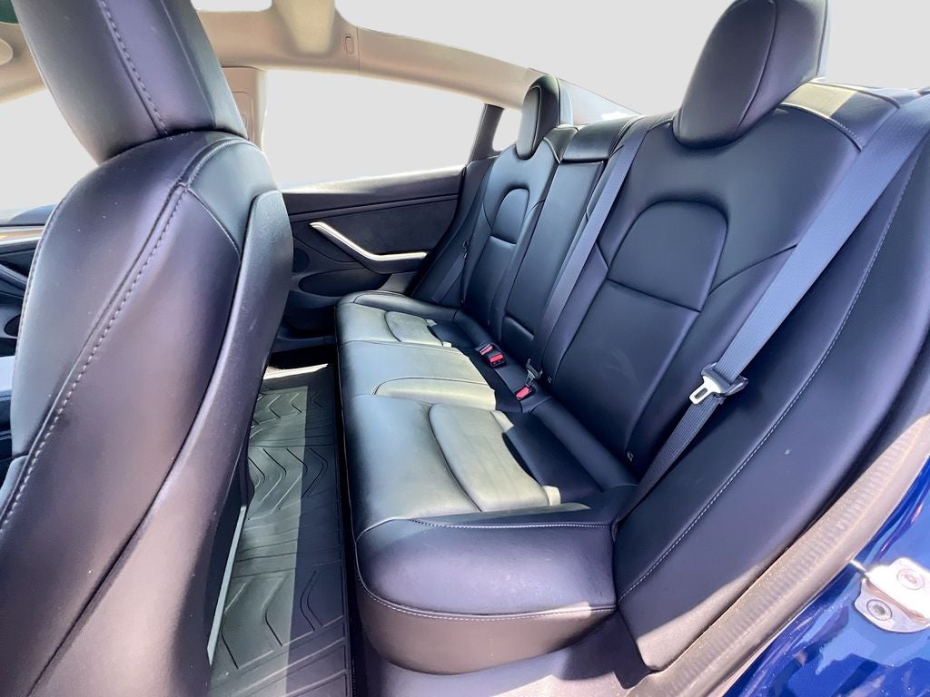 2022 Tesla Model 3 Base