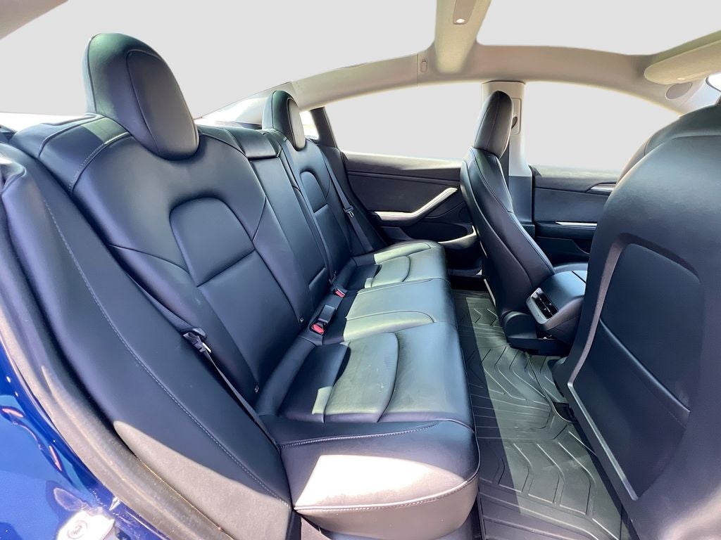 2022 Tesla Model 3 Base