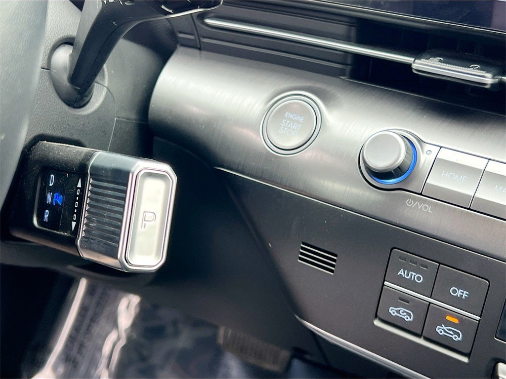 2025 Hyundai KONA Limited