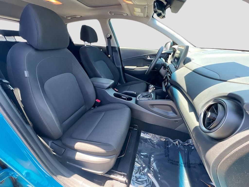 2022 Hyundai KONA SEL