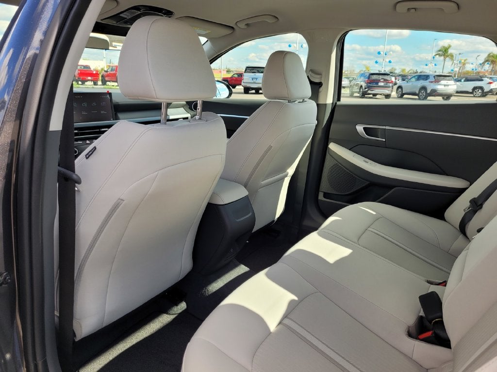 2025 Hyundai SONATA SEL
