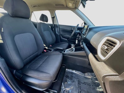 2021 Hyundai VENUE SE