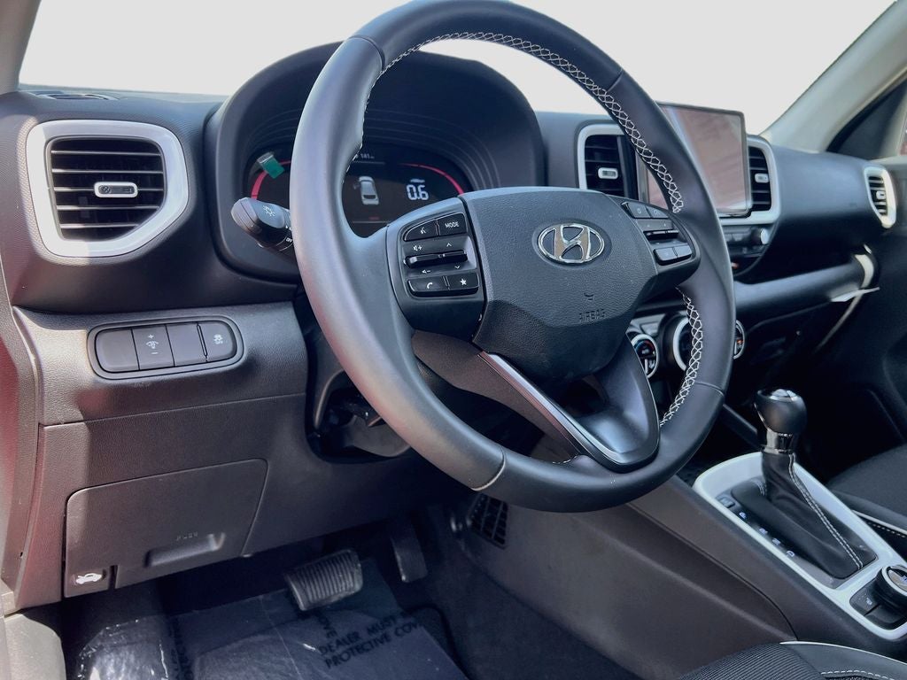 2025 Hyundai VENUE Limited
