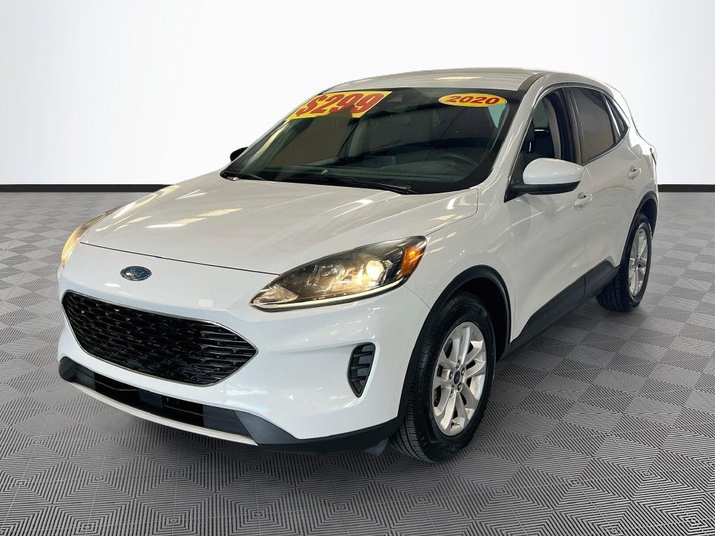 2020 Ford Escape SE