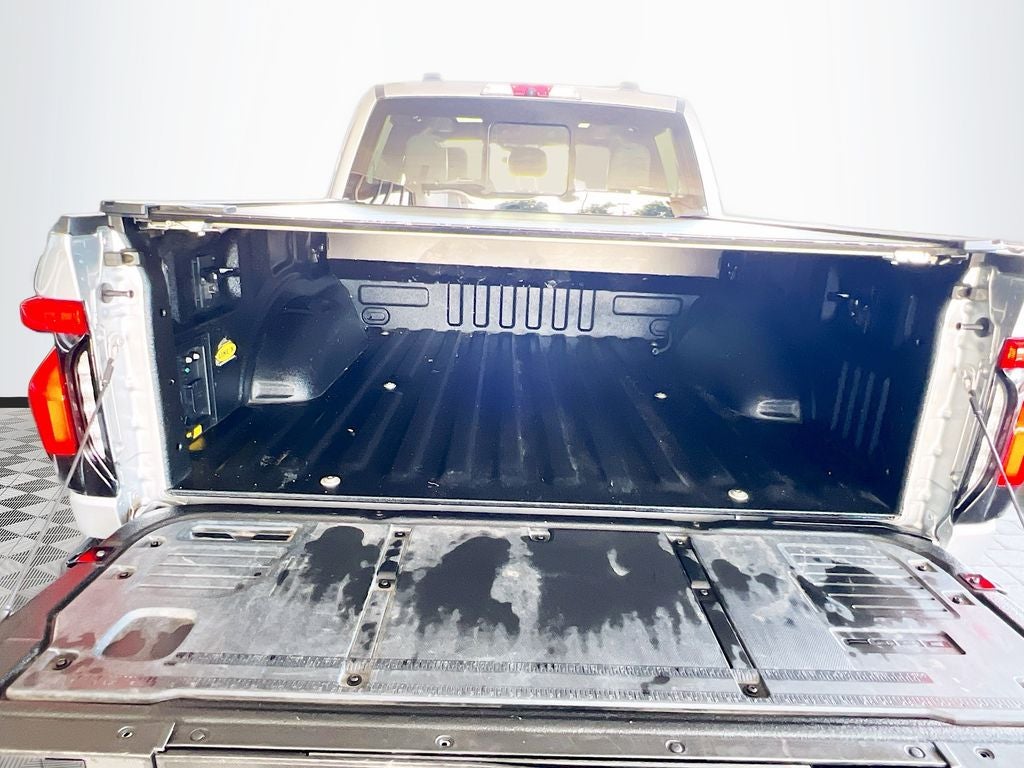 2023 Ford F-150 Lightning Platinum