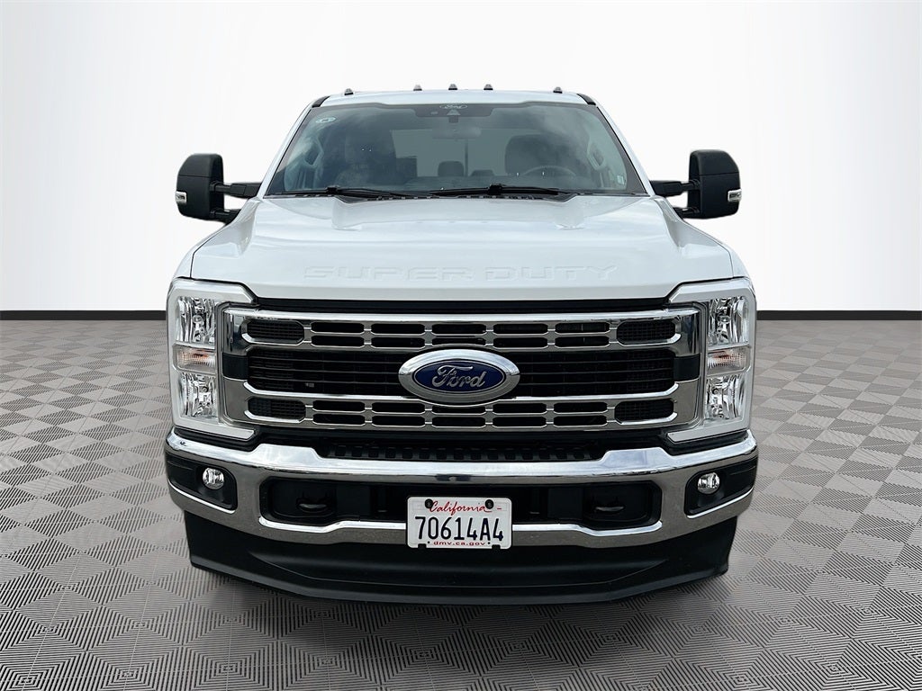 2025 Ford F-350SD XLT DRW
