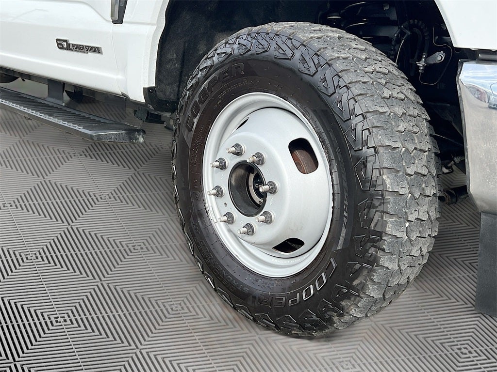 2025 Ford F-350SD XLT DRW