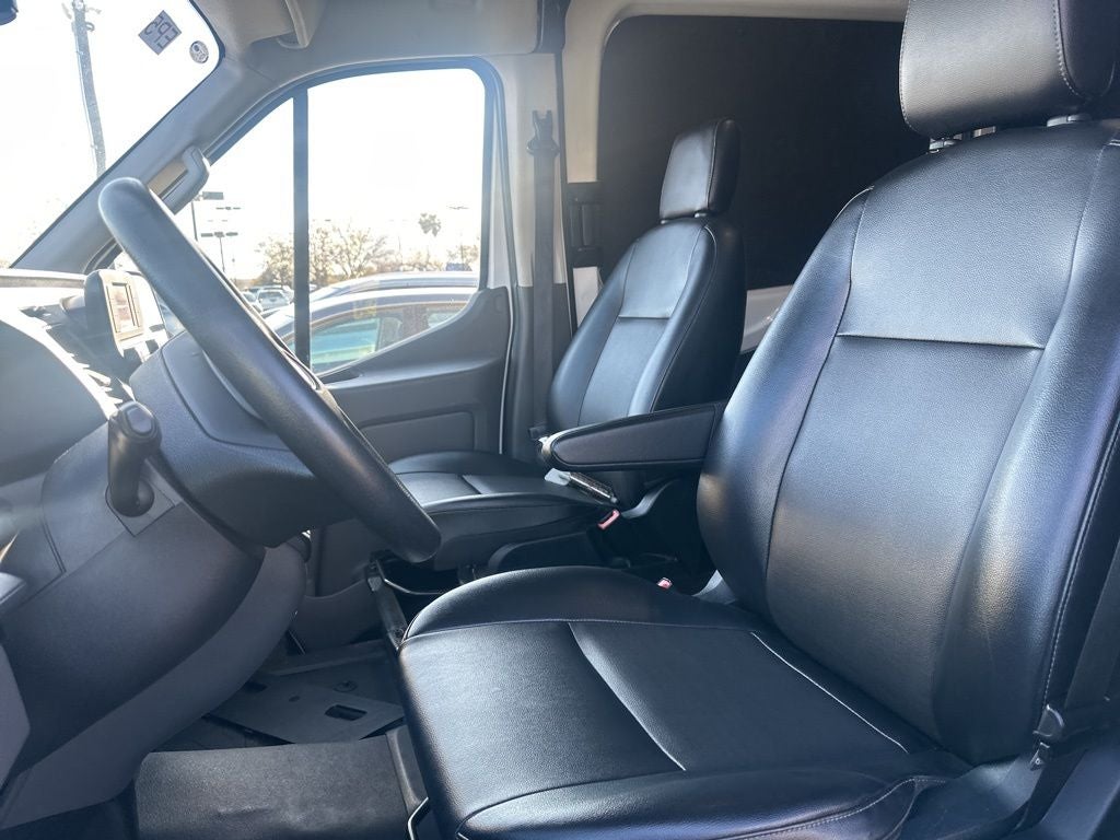 2023 Ford Transit-250 Base