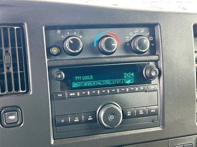 2022 GMC Savana 3500 LT