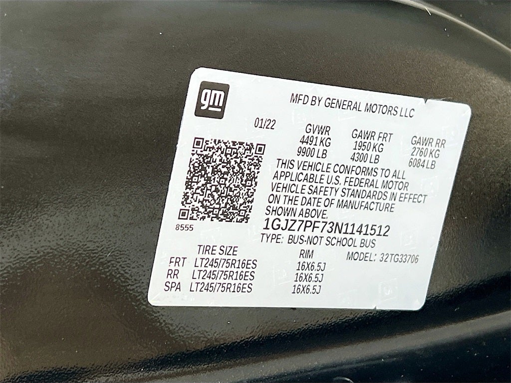 2022 GMC Savana 3500 LT