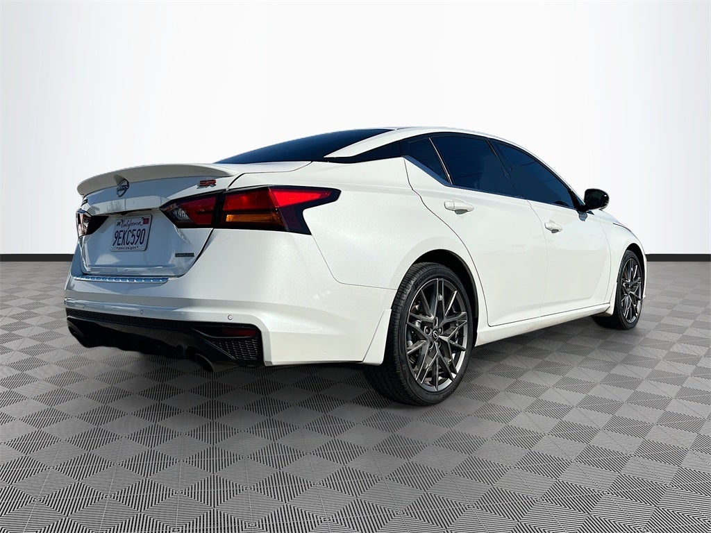 2023 Nissan Altima 2.0 SR