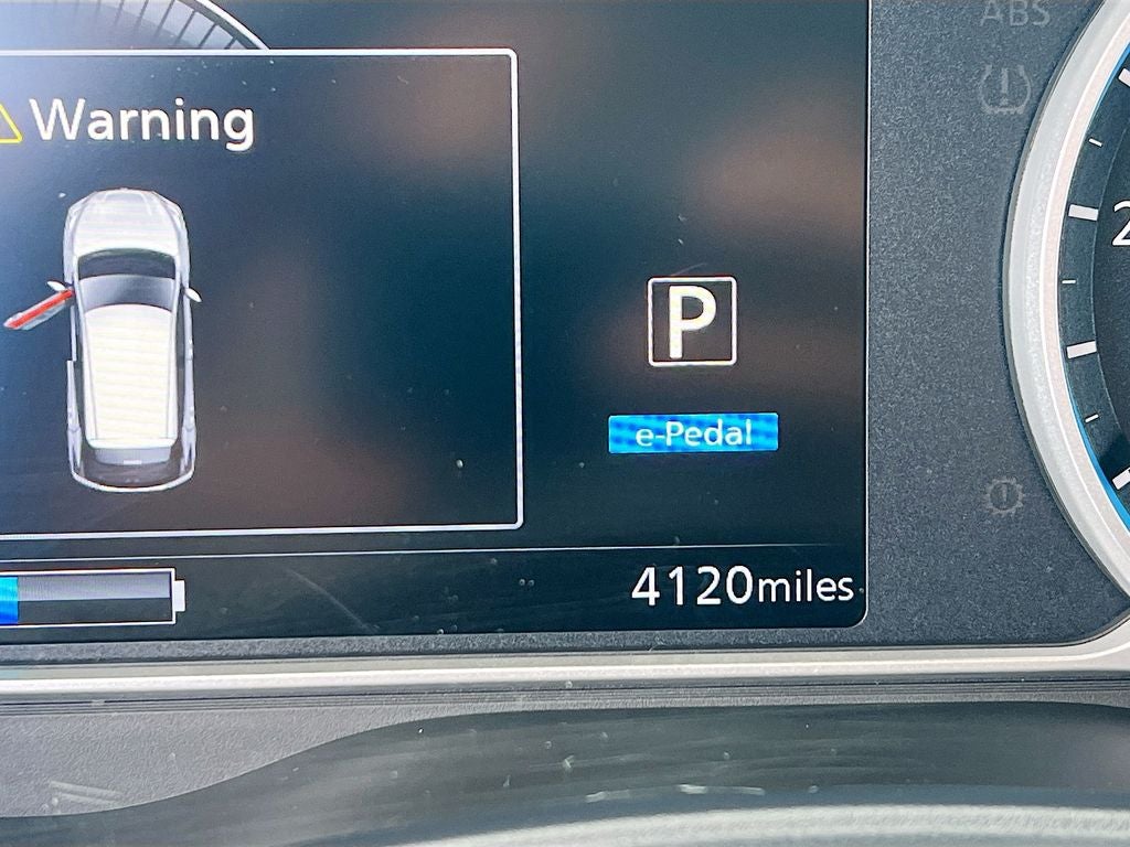 2025 Nissan Leaf S