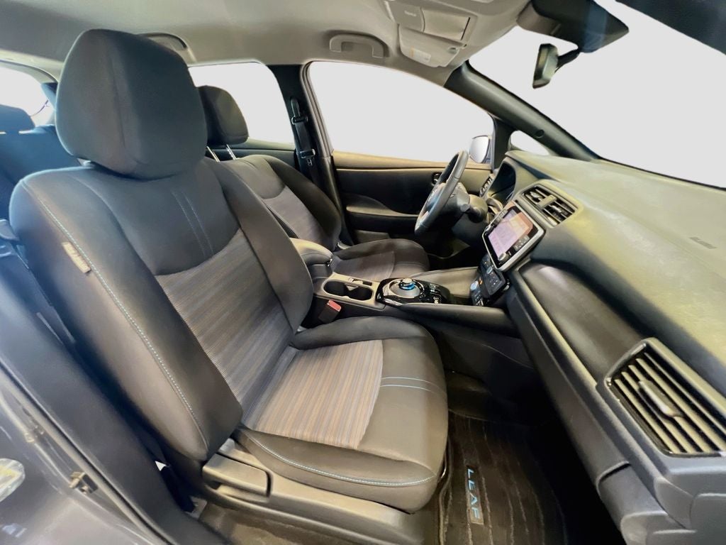 2024 Nissan Leaf SV Plus