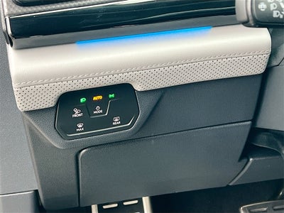 2024 Volkswagen Atlas 2.0T Peak Edition SE w/Technology