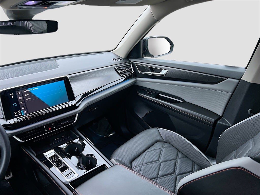 2024 Volkswagen Atlas 2.0T Peak Edition SE w/Technology