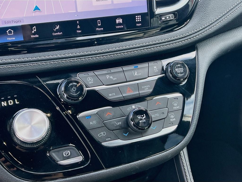 2025 Chrysler Pacifica Limited